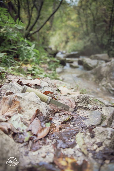 Nóż Mora Outdoor 2000