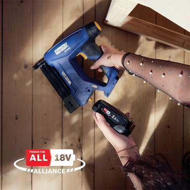 Zszywacz akumulatorowy do zszywek z wąską koroną BTX606 18V P4A Rapid