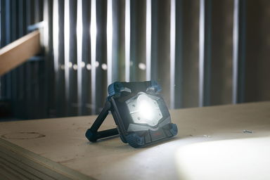 Lampa robocza Flash 3000 WR RE Mareld